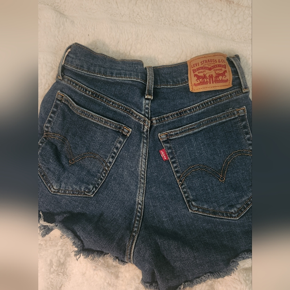 Levi jean shorts